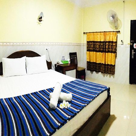 First Hotel Battambang Zewnętrze zdjęcie