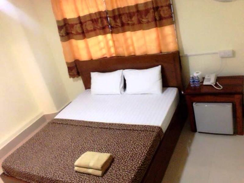 First Hotel Battambang Zewnętrze zdjęcie