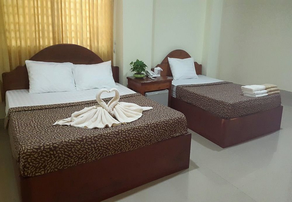 First Hotel Battambang Zewnętrze zdjęcie