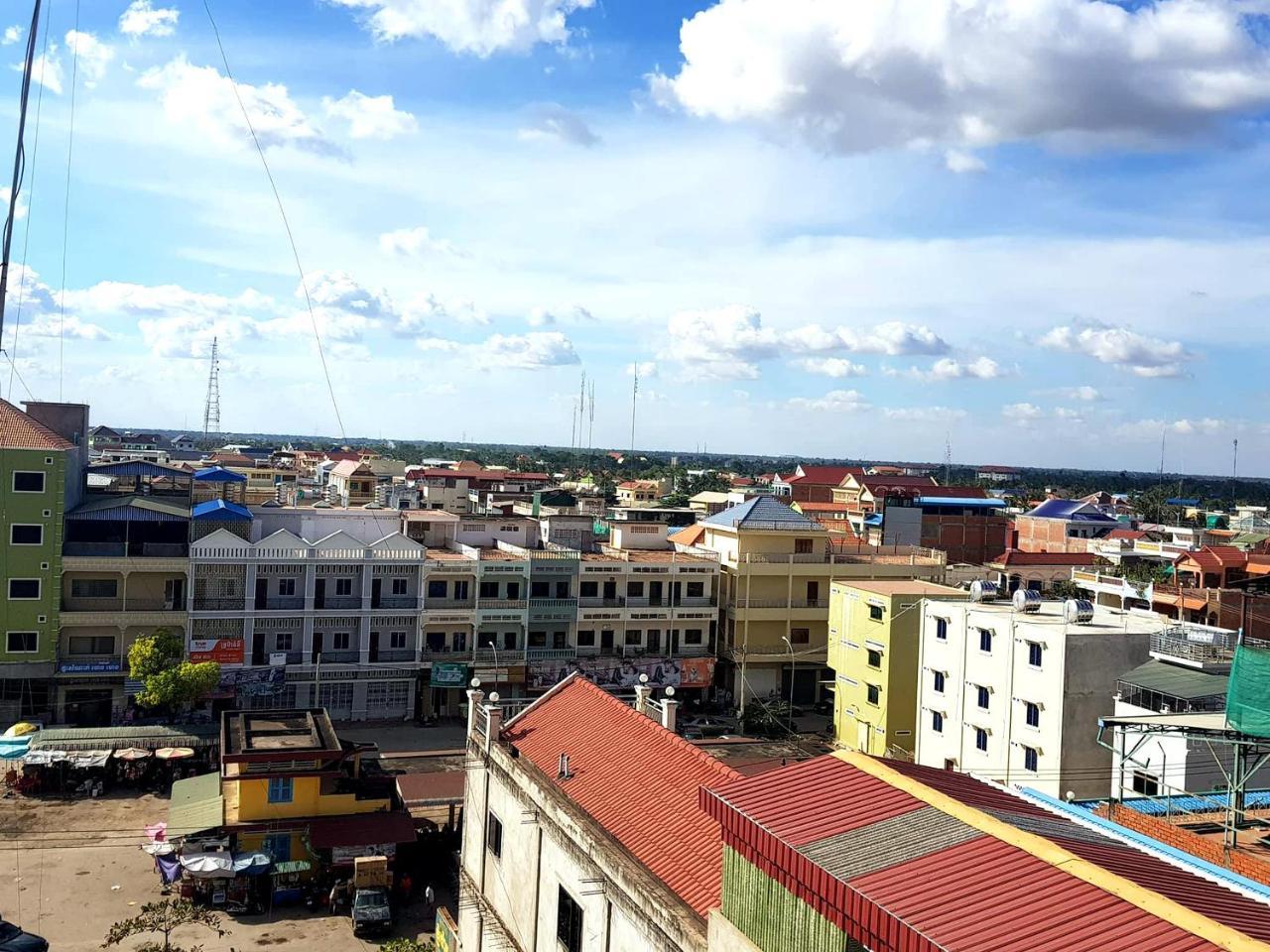 First Hotel Battambang Zewnętrze zdjęcie